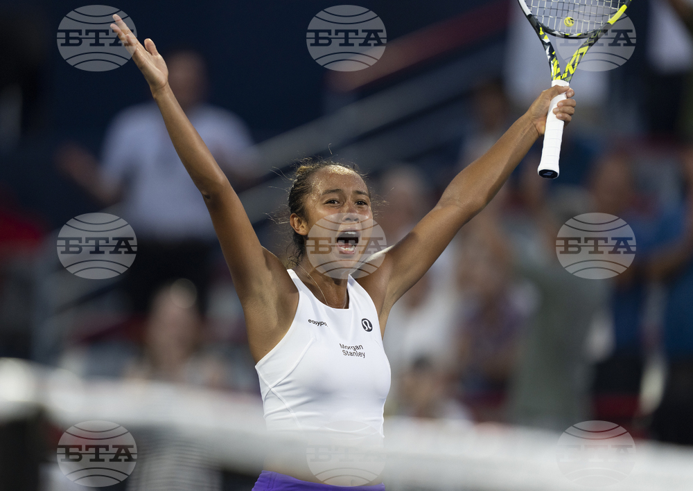 Канадката Лейла Фернандес триумфира на турнира по тенис в Хонконг