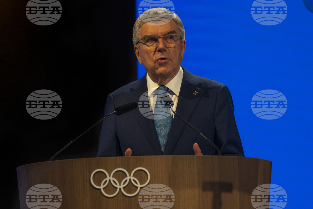 Членове на МОК подеха инициативата за промяна на Олимпийската харта, така че Томас Бах да остане още един мандат начело на организацията