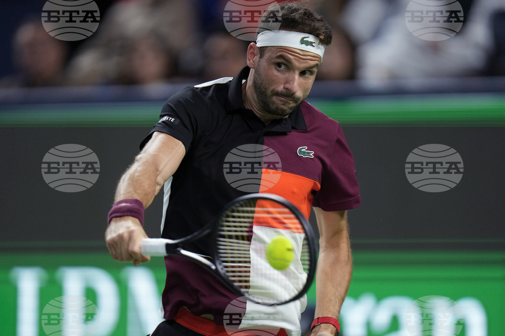 Григор Димитров се класира за полуфиналите на турнира „Мастърс“ в Шанхай след безупречно представяне срещу чилиеца Николас Хари