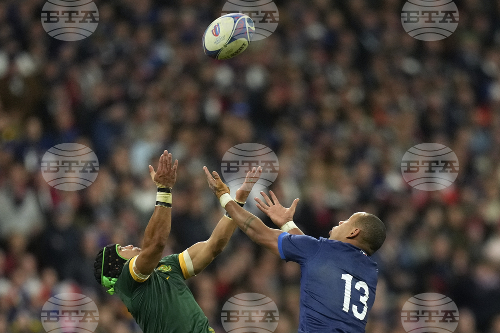 Тимът на Република Южна Африка елиминира домакина Франция на Световното първенство по ръгби