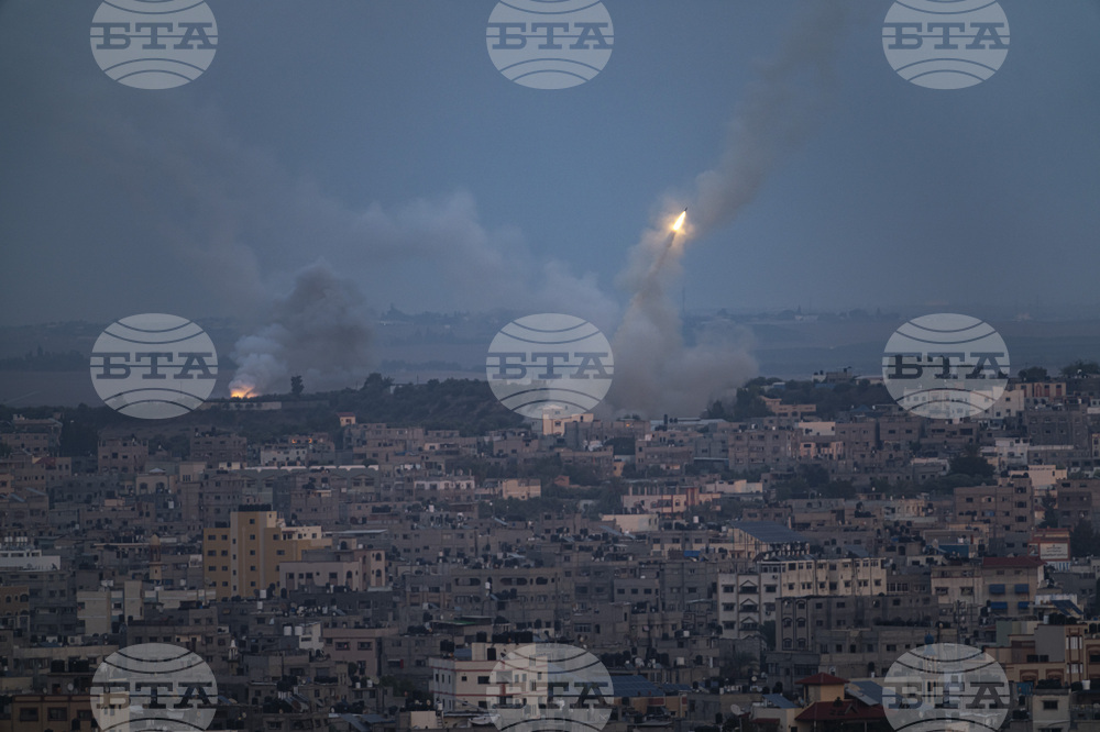 „Хамас“ съобщи, че е изстрелял ракети по посока на израелската столица Тел Авив