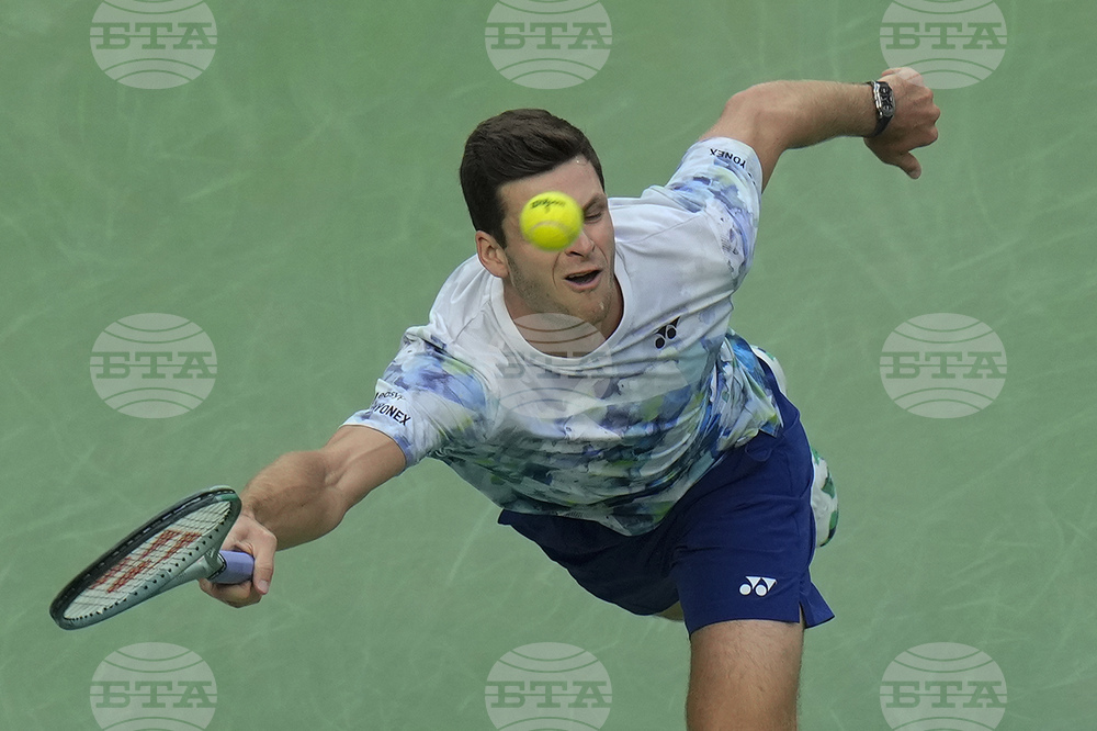 Хуберт Хуркач победи Андрей Рубльов и спечели турнира от сериите „Мастърс“ в Шанхай