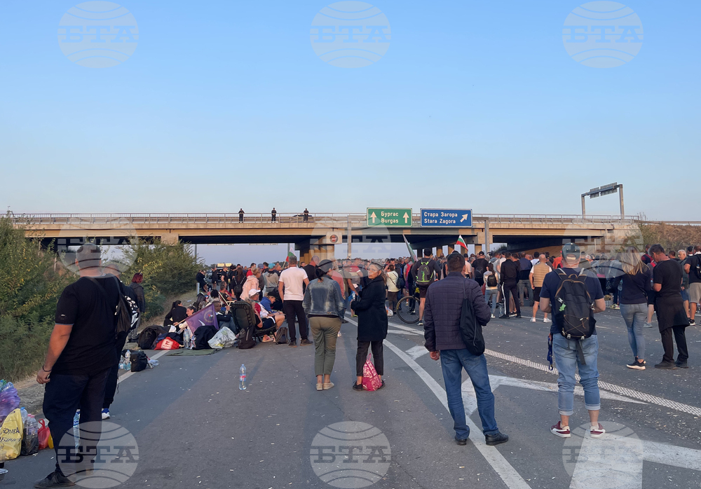 Четиринадесети ден са затворени възлови точки за движение в област Стара Загора