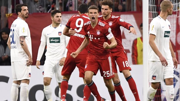 Байерн Мюнхен записа пета поредна победа в Бундеслигата след като надигра Хайденхайм