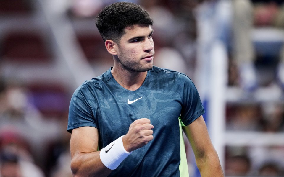 Карлос Алкарас среща Новак Джокович на полуфинал в Торино