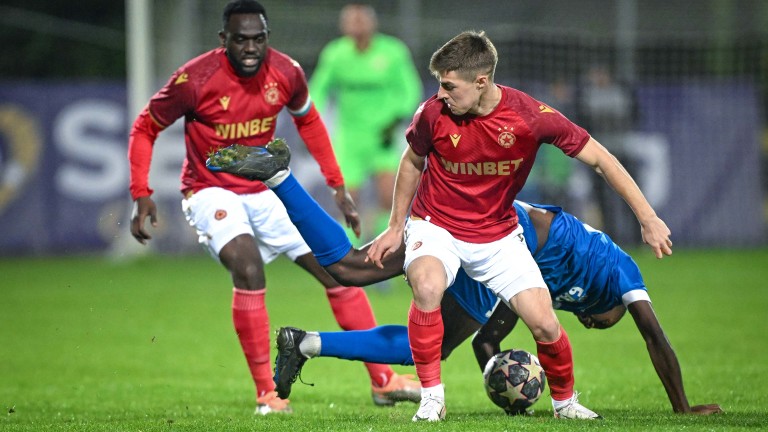 ЦСКА победи Черноморец Балчик и продължава в турнира за Купата на България по футбол