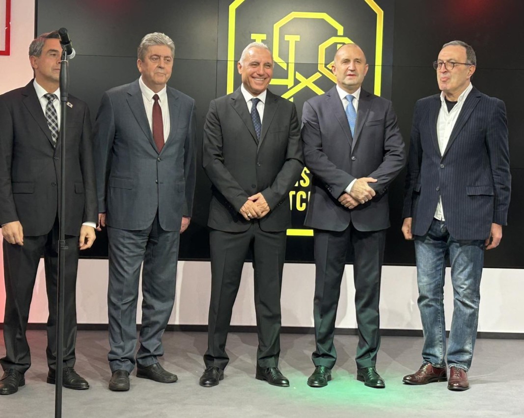 Четирима президенти на България уважиха откриването на музея на Христо Стоичков в София