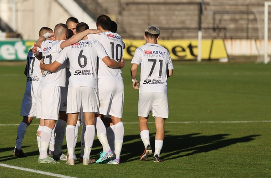 Славия победи Янтра и си осигури осминафинал срещу ЦСКА София