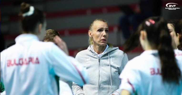 Турция пак попари националките до 18 г.