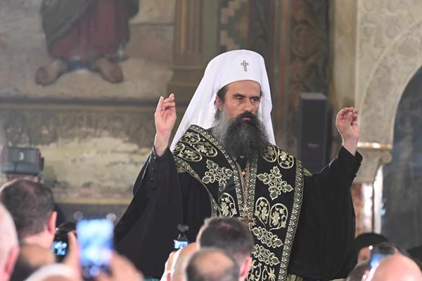 Гледайте на живо интронизацията на патриарх Даниил