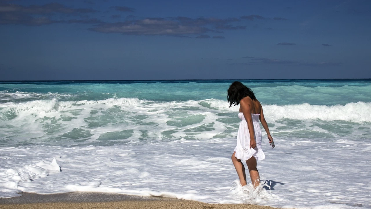 Днес максималните температури по Черноморието удариха 36 градуса, в Сандански измериха 40