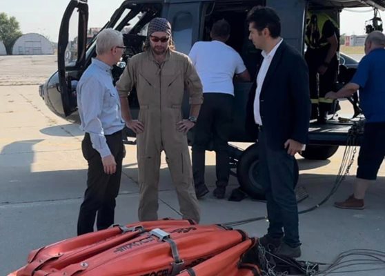 Кирил Петков: Ще доставим храна и съдействие за настаняването на хората в опожарените села