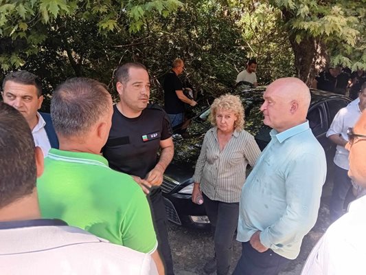 Министър Стоянов: Как така на петия ден се появи свидетел на трагедията в Елин Пелин и отиде в телевизията?