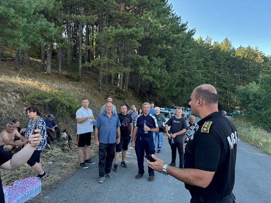 Кметове могат да натискат копчето на Bg-alert, но за парола и код трябва обучение