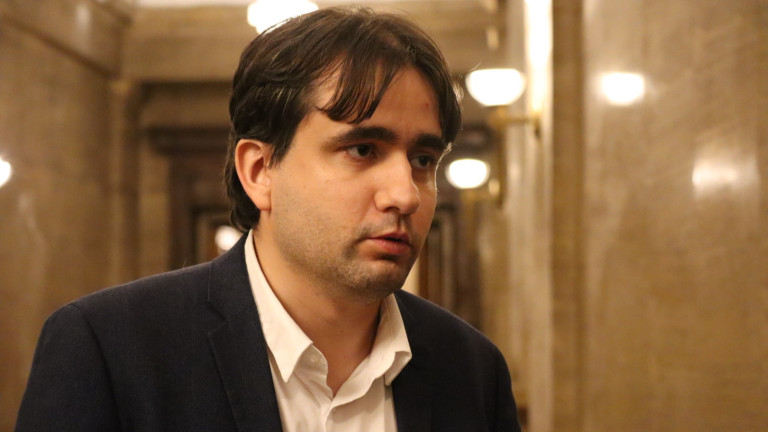 Божанов: Главчев и Стоянов са министри на господин Пеевски