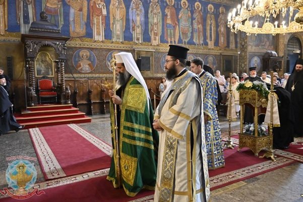 Патиарх Даниил отслужи патриаршеска света литургия за Богородичния пост