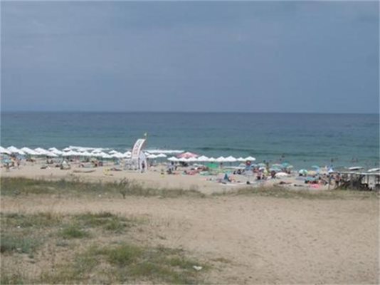 Задържан е мъжът, прегазил дете на плажа. Момченцето било в кома