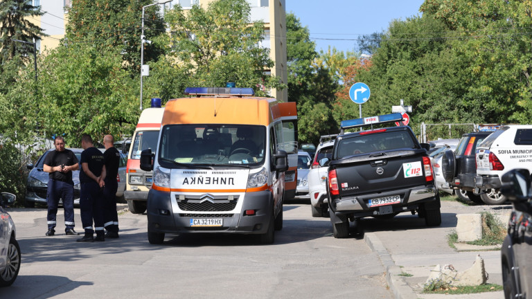 Срутване затрупа работник при ремонта в Нов български университет