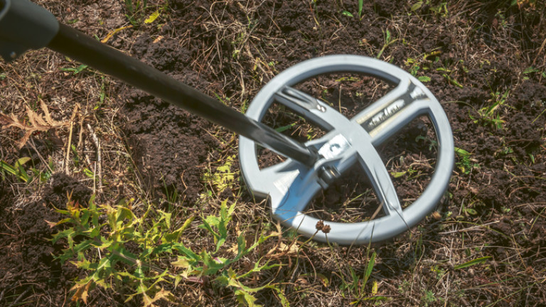 Иззеха монети, бижута и металдетектори от дома на иманяр в Шуменско