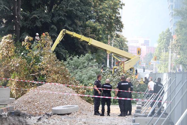 Осигуриха достъп до входовете в района на ремонта на бул. „Опълченска“ в София