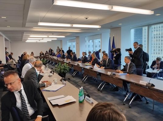 Министър Кондов: Санкциите са мощен инструмент за увеличаване на натиска върху Русия