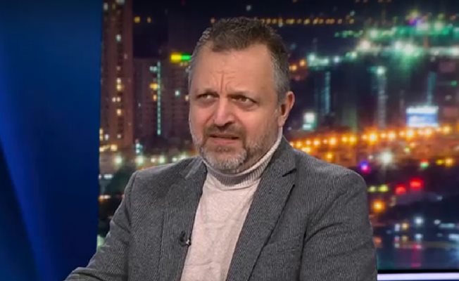 Експерт: Бухалката не трябва да е сред „оръжията“ на охранителите, използва се електрошок