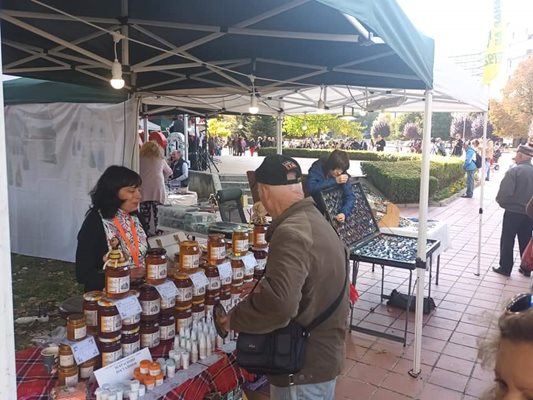 50 изложители събра петият „Фестивал на занаятите и изкуствата“ в Добрич