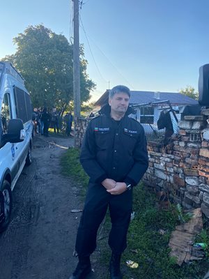 Шефът на СДВР: 10 са задържани за купуване на гласове, проверяваме регистрацията на партия (Снимки)