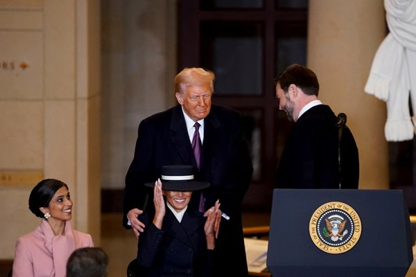 Тръмп заяви, че ще обяви извънредно положение в енергетиката на страната