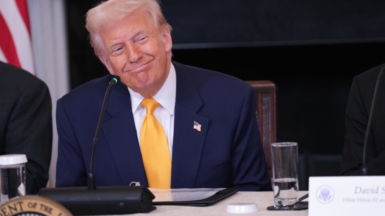 Тръмп плаши ЕС и Канада с „далеч по-големи“ мита, ако навредят на САЩ