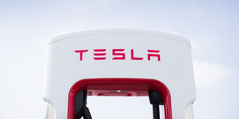 BYD задмина Supercharger на Tesla със зарядно, което зарежда 80 км пробег за 1 минута