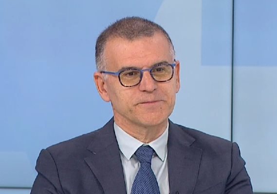 Шеф от борсата оглави финансовия надзор, Симеон Дянков следи как се харчи бюджетът (Обзор)
