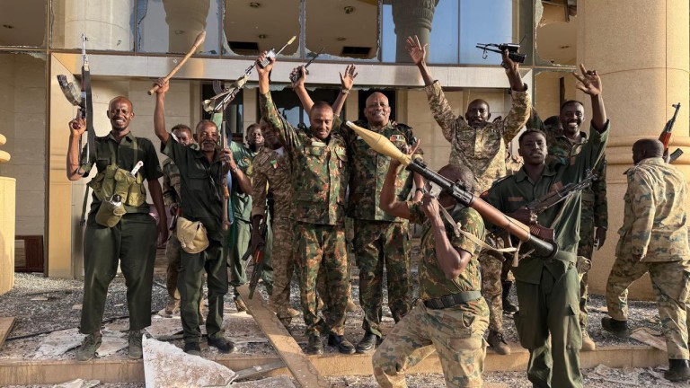 Над 40 души, включително деца, убити при нападение срещу болница в Судан