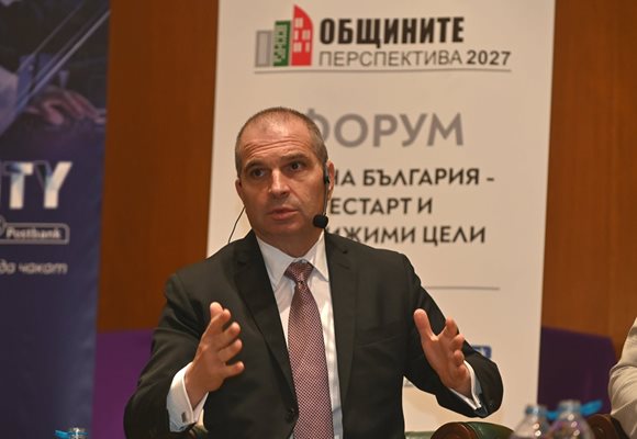 Гроздан Караджов: Приоритет вече става железопътният транспорт