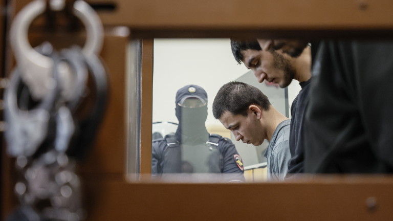 Парична награда до 1 милион рубли обещали за атаката в залата „Крокус“