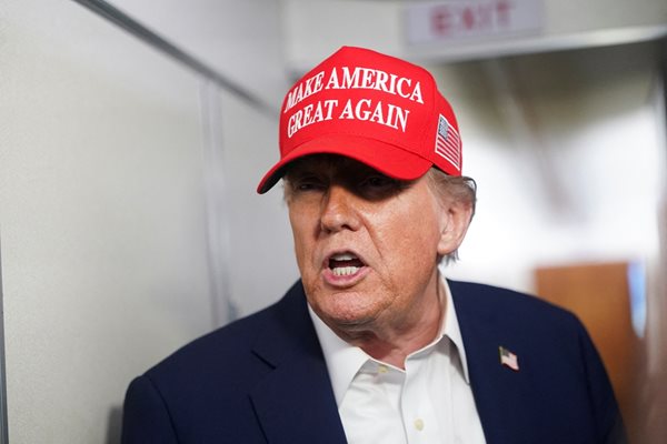 Тръмп подписа красивия си законопроект за бюджета: Навлизаме в златна ера за Америка