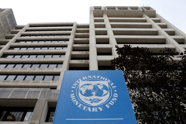 Международният валутен фонд отлага петия преглед на програмата за финансово подпомагане на Египет