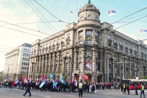 Протестиращи глобени заради блокадите в Белград