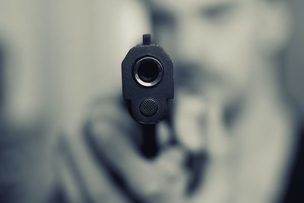 Мъж беше убит, след като откри огън срещу граничен патрул в Тексас