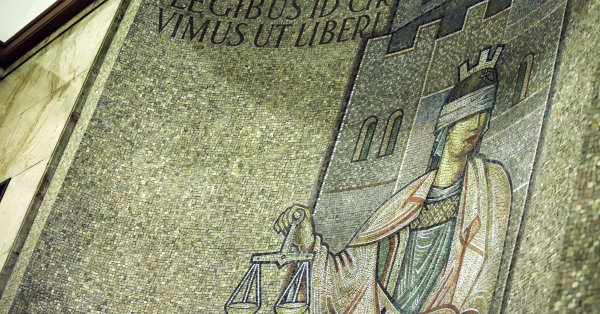 Окончателно: Четири години затвор за дрогиран шофьор, убил жена на пътя и избягал