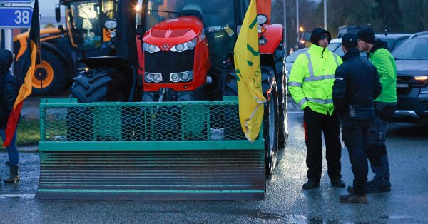 Ирландски фермери в Атлоун излязоха на протест срещу Меркосур