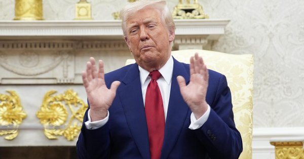 Тръмп редуцира броя на държавните служители до най-ниско за десетилетие